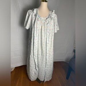 Vintage Character Floral Print Smoked Nightgown with Matching Robe